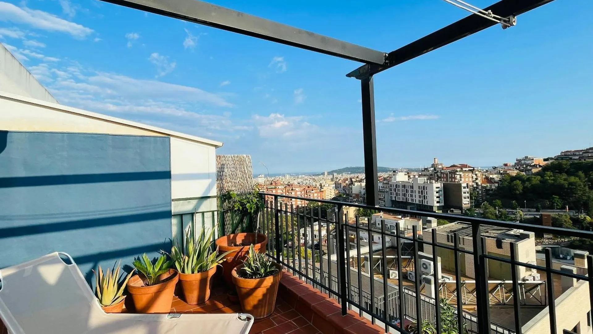 Διαμέρισμα Amazing City Views & Terrace! Gracia - Parc Gueell Βαρκελώνη