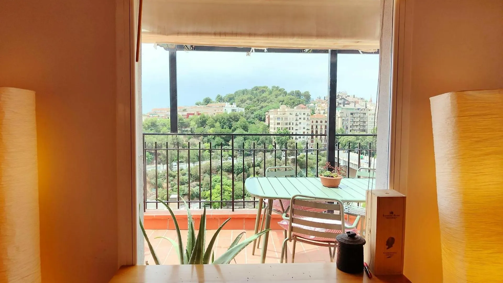 Διαμέρισμα Amazing City Views & Terrace! Gracia - Parc Gueell Βαρκελώνη