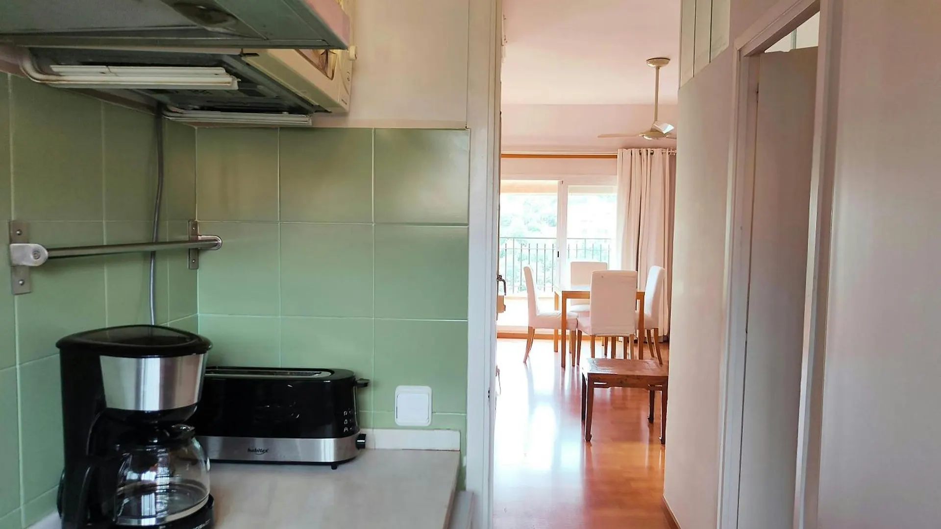 Amazing City Views & Terrace! Gracia - Parc Gueell Βαρκελώνη 0*,  Ισπανία