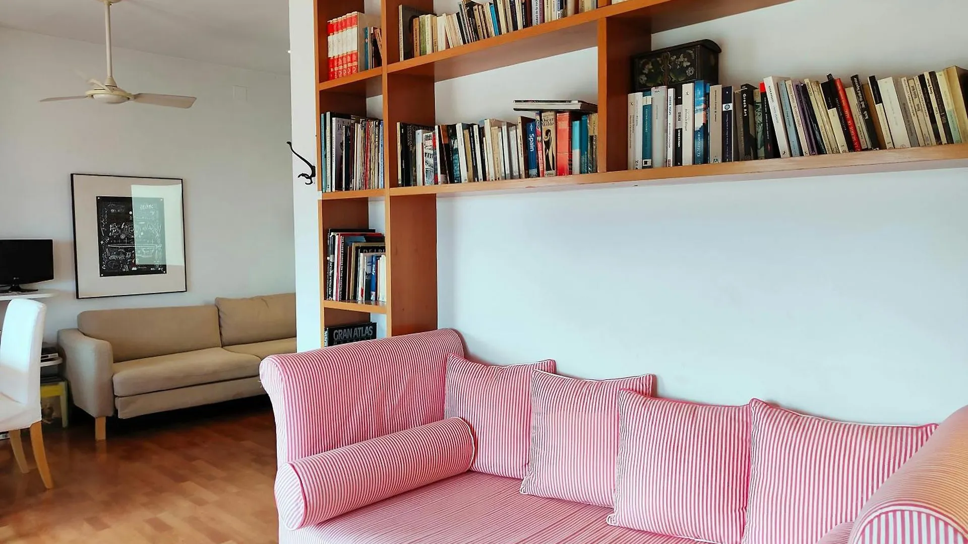 Amazing City Views & Terrace! Gracia - Parc Gueell Βαρκελώνη 0*,  Ισπανία